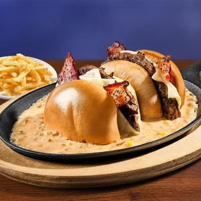 bacon cheese burger queso dunk